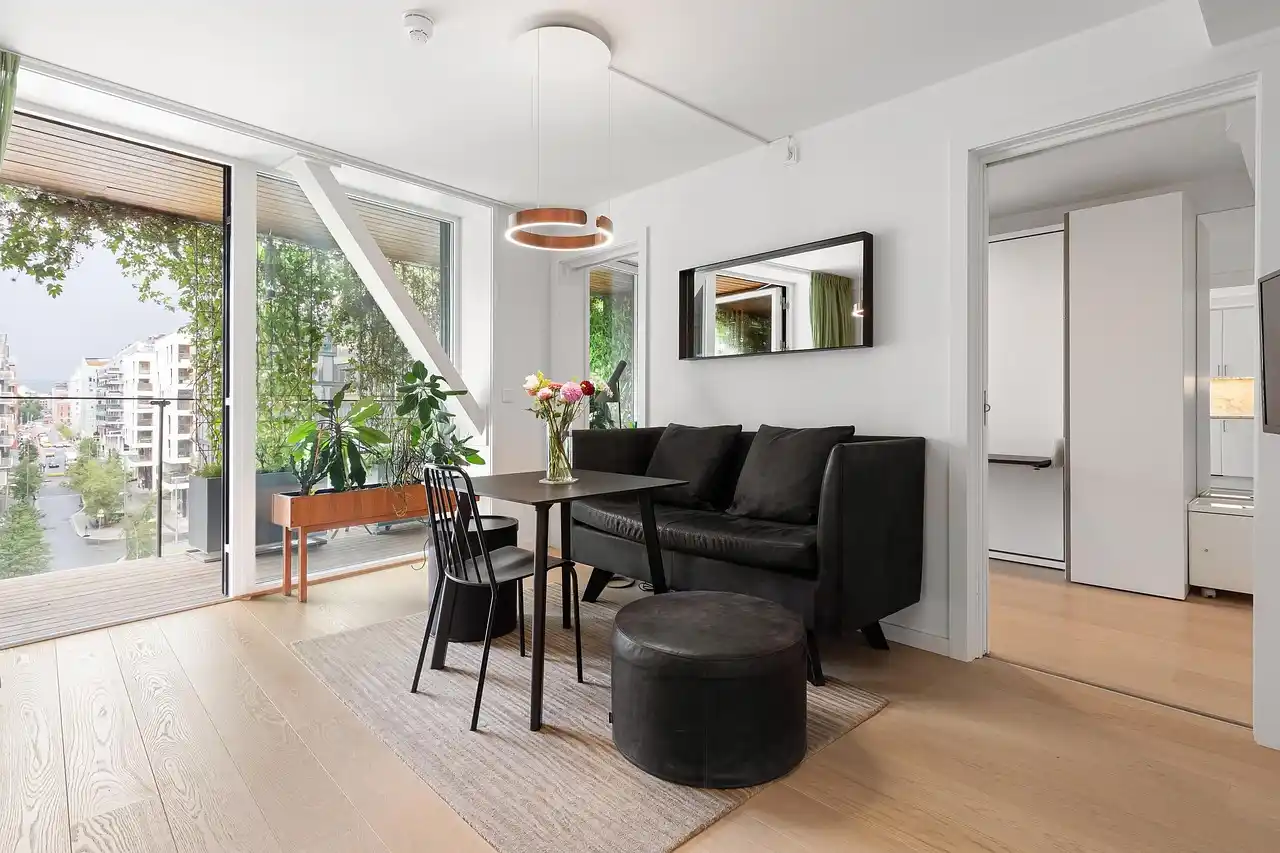 Home Window Tint: Energy, Comfort & Privacy